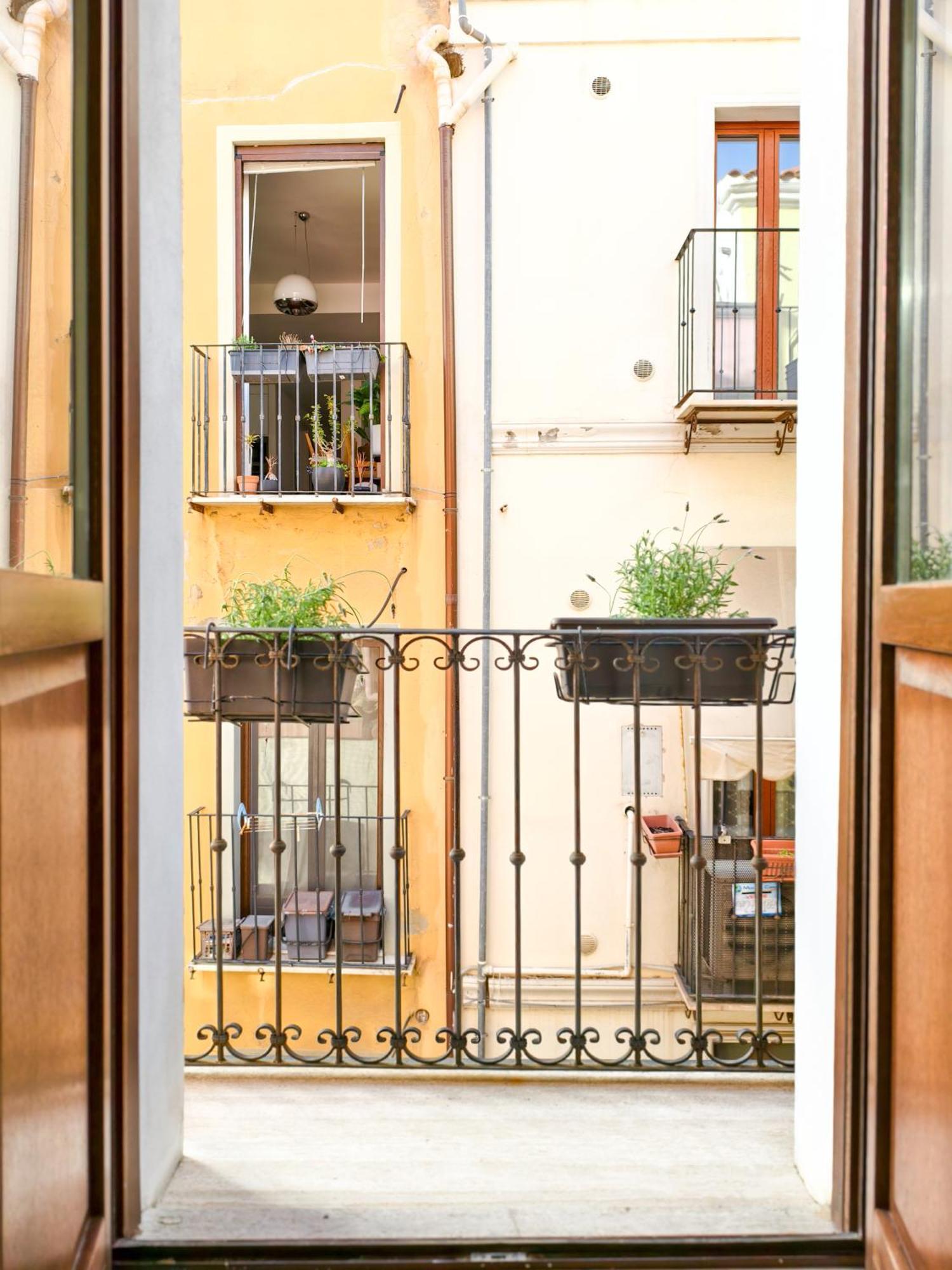 Oidu - Cagliari Suites Zewnętrze zdjęcie