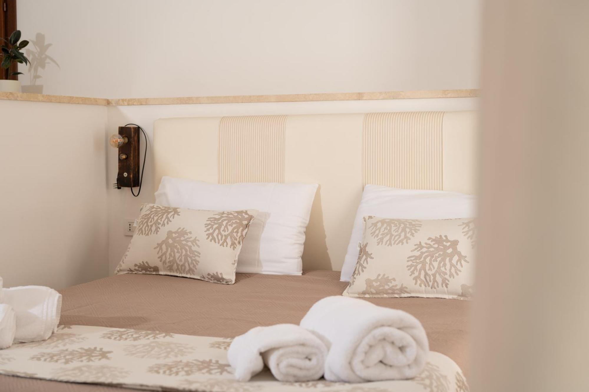 Oidu - Cagliari Suites Zewnętrze zdjęcie